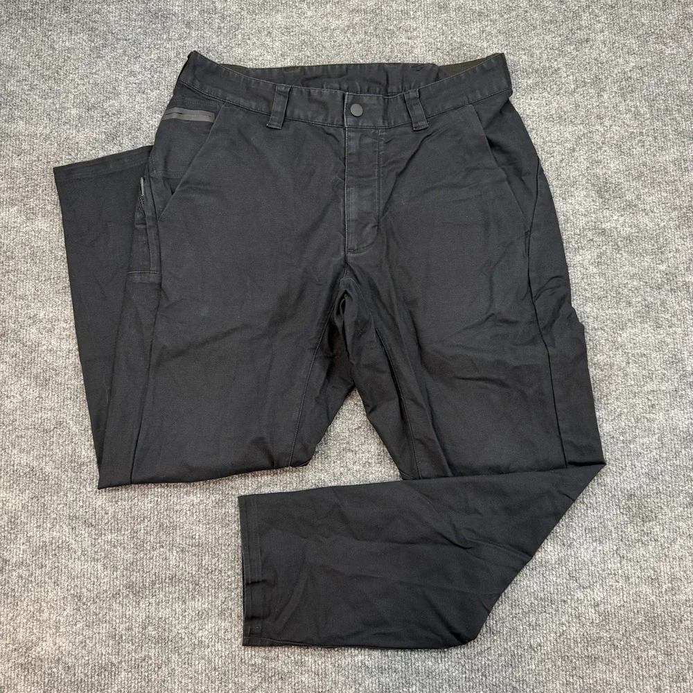 Nike Men's Cotton Blend Bonded Woven Black Cropped Pants Size 30, 876972-010